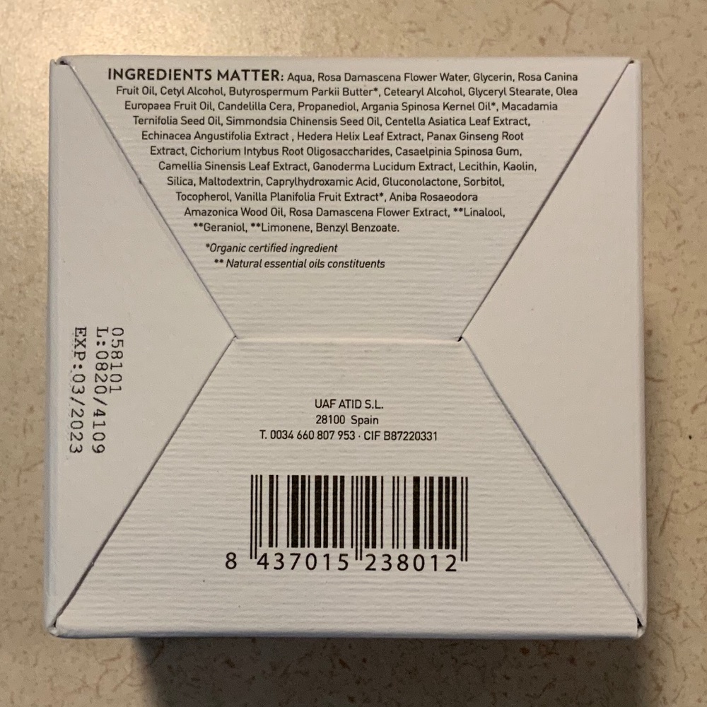 Dafna’s Beyond Skin Deep Clinical Moisturizer - Picture 2 of 4